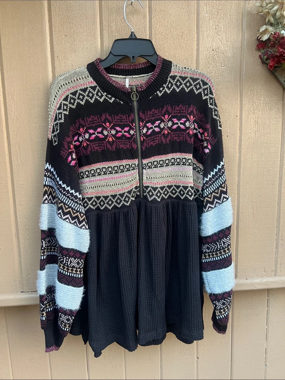 Free People Cabin Fever Black Waffle Knit Fuzzy Oversized Baloon Sleeve Top M